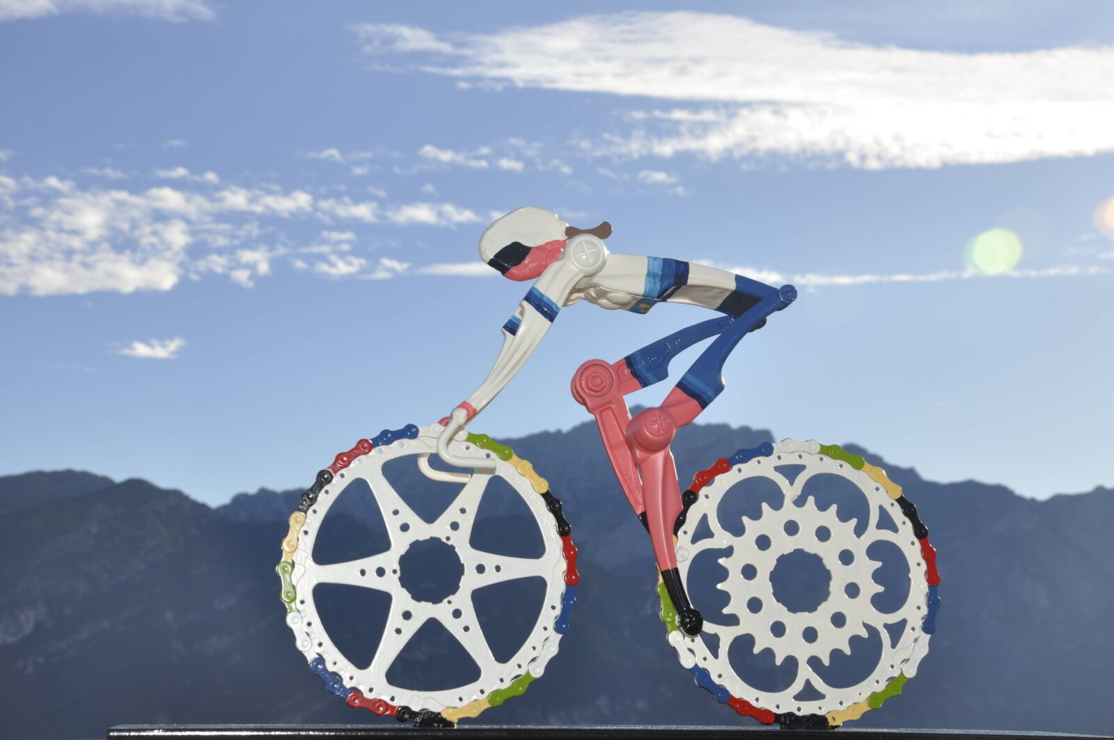 Scultura Ciclista Campione Europeo E Del Mondo Montagna Del Ghisallo Artista Hubert Van Soest