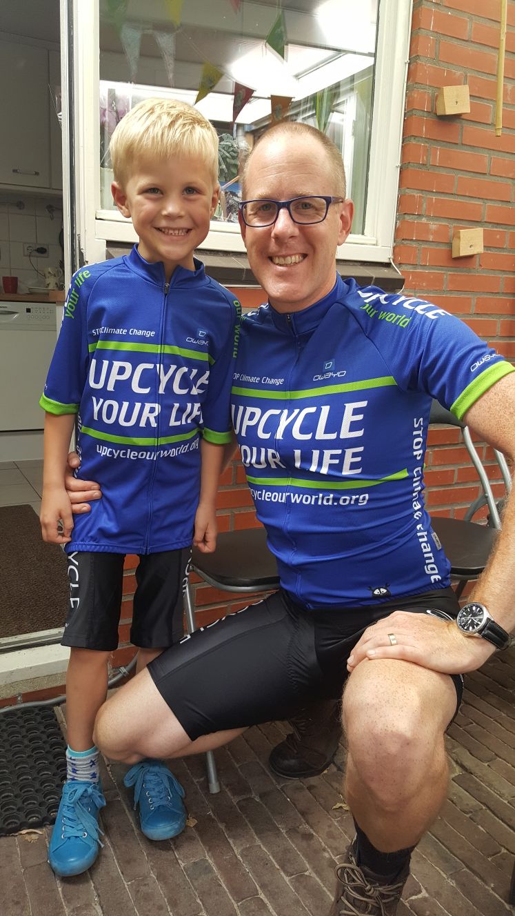 Decreatievelink Met Zijn Grootste Fan Tonen Trots De Duurzame Upcycle Your Life Wielerkleding