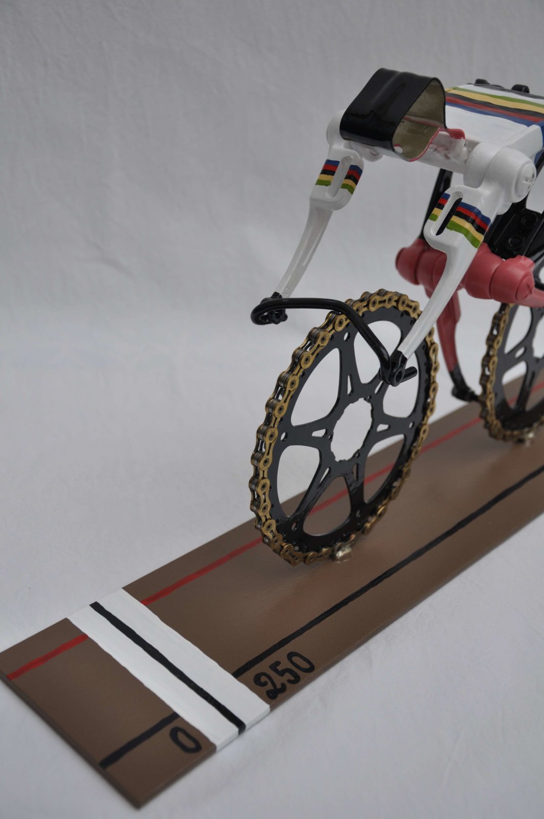 Finishline Trackcycling Velodrom Omnisport Apeldoorn World Champion Cyclist Art By Decreatievelink