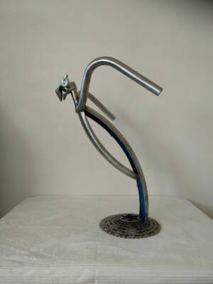 Blue Macaw Sculpture Cyclingart Hubert Decreatievelink Van Soest